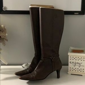 Jennie Casual Corner brown boats